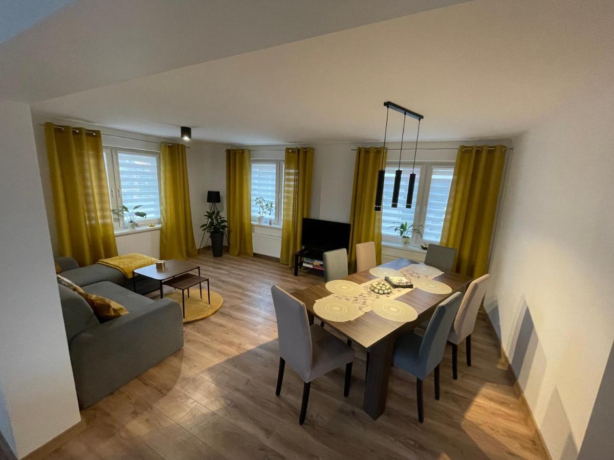 Apartament Monaberg Apartment Ломница Екстериор снимка