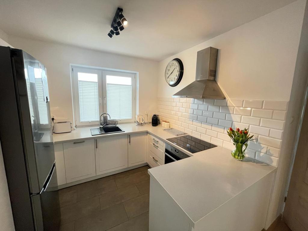 Apartament Monaberg Apartment Ломница Екстериор снимка