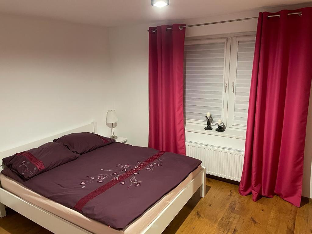 Apartament Monaberg Apartment Ломница Екстериор снимка