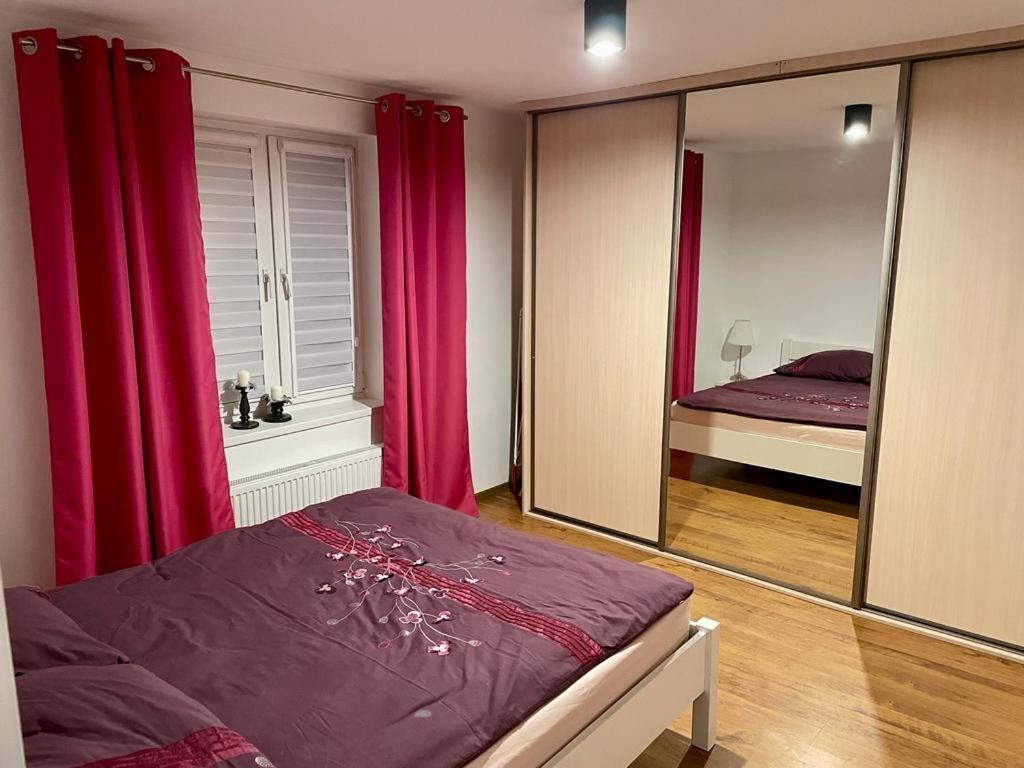 Apartament Monaberg Apartment Ломница Екстериор снимка